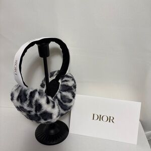 Earmuff with Dior Ribbon
